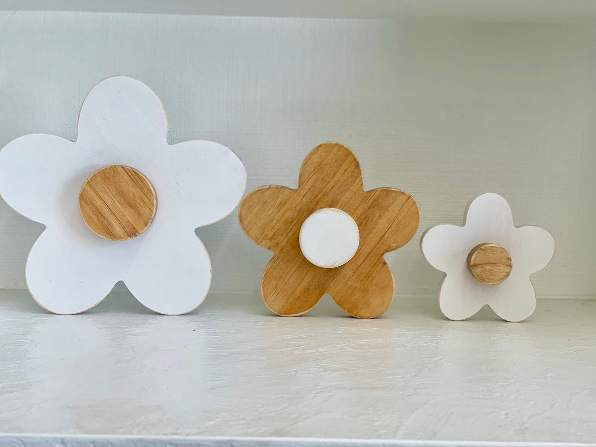 Wooden flowers, Daisies, Summer tiered tray, shelf sitters, minimalist –  The Wooden Owl