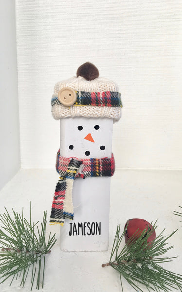 Personalized wood Snowman family